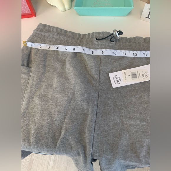 5 for $25- NWT - originally $32- LEG3ND Gray Shorts Size Medium - Picture 10 of 16